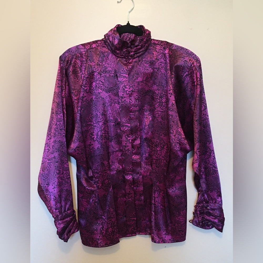 VTG Paisley Purple 80s does Victorian Blouse with cuff and neck buttons